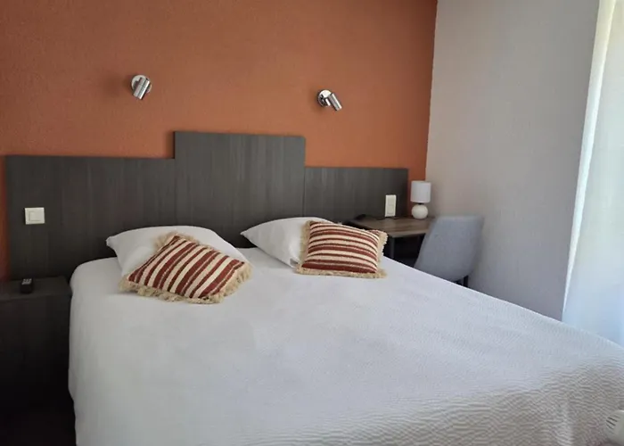 Le Saint Mary فندق مورياك